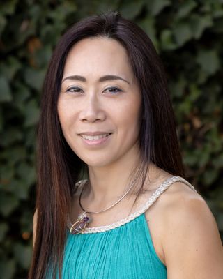 Photo of Kyoko Robinson, AMFT, APCC, MA, BE, Marriage & Family Therapist Associate