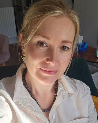 Photo of Eva Molyneux, Psychotherapist, MSc