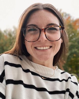 Photo of Lauren Holloway, Clinical Social Work/Therapist, LCSW