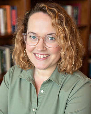 Photo of Kate L Russell-Bogan, Associate Professional Clinical Counselor, MA, APCC