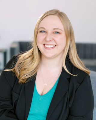 Photo of Beth Bennion, Pre-Licensed Professional, LSW