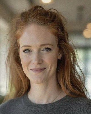 Photo of Lizzie Jackson, Counsellor, MBACP