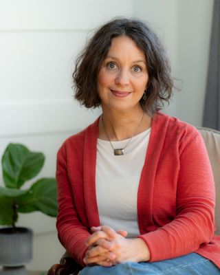 Photo of Danielle Peters, Licensed Professional Counselor, LPCMHSP, LMFT