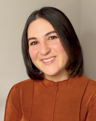 Photo of Elysa Fraginals, Psychologist, Psy.D.