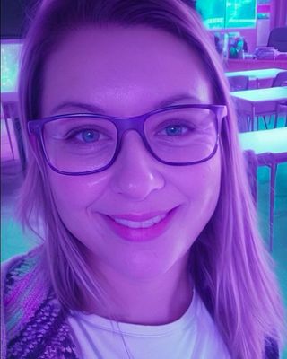 Photo of Miranda Lynn Arellano - Miranda Arellano—Healing Connections Psychotherapy, Registered Psychotherapist, BA, MC, RP