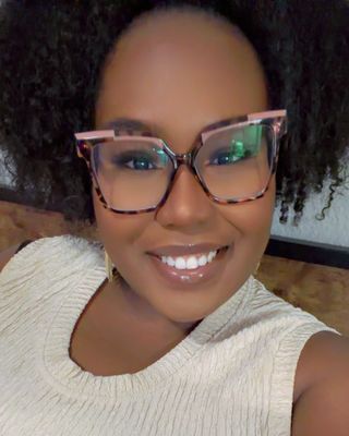 Photo of Donisha Shepherd, Pre-Licensed Professional, LMSW