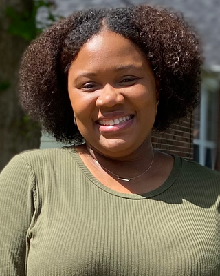 Photo of Imani Crawford, LCSW Associate, LCSWA