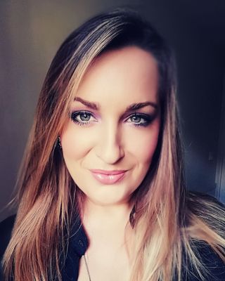 Photo of Lucy Shaw, Psychotherapist in AL2, England