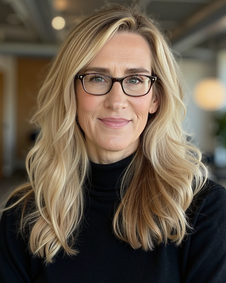 Photo of Dr. Ali Anderson, Marriage & Family Therapist, PsyD, MA, MFT