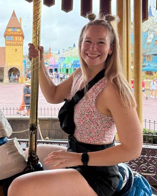 Photo of Georgia McCusker, Clinical Social Work/Therapist, MPsych, RSW, BSW