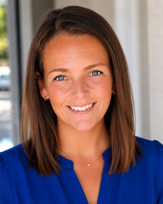 Photo of Shaye Latham, LCSW Associate, LCSW-A, CFRA