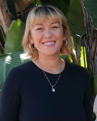 Photo of Rachel Cratsenburg, Marriage & Family Therapist Associate in North Hills, San Diego, CA