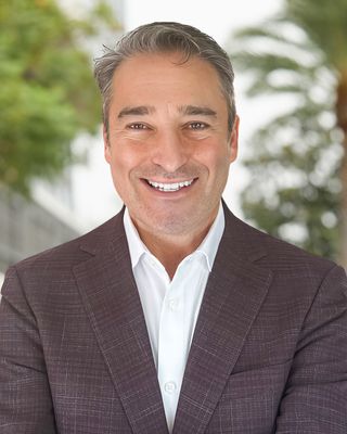 Photo of Alex Frank, Marriage & Family Therapist, LMFT