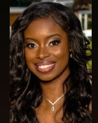 Photo of Kiana Washington, Licensed Master Social Worker, LMSW