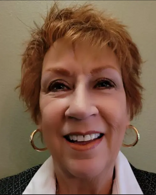 Photo of Lynn Nawrocki, Clinical Social Work/Therapist, LCSW