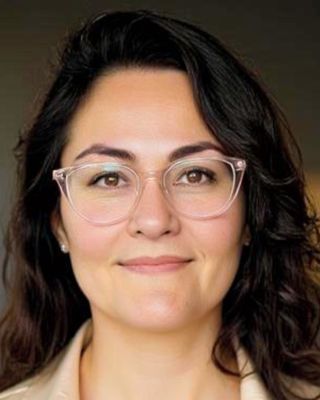 Photo of Fatima Garnica, Marriage & Family Therapist, LMFT