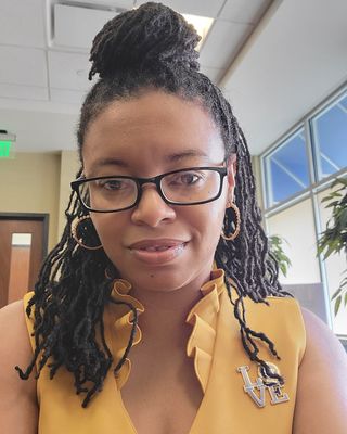 Photo of Eboni Dillard, Resident in Counseling, RIC