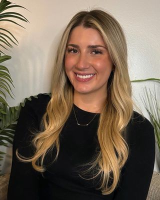 Photo of Alexandra Lewis, Counselor, LMHC