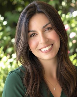 Photo of Alana Breen, Psychotherapist, MSc, GMBPsS