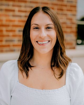 Photo of Hannah Dickinson, Marriage & Family Therapist, LMFT