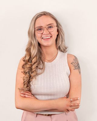 Photo of Anna Weber, Psychologist, PsyD, LP