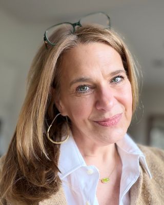 Photo of Kate Clark, Clinical Social Work/Therapist, MA, LCSW, LICSW