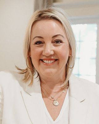 Photo of Analiese Meg Domingos - Analiese Domingos, LCSW, Clinical Social Work/Therapist, MSW, LCSW