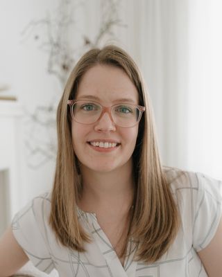 Photo of Hanna Watkins, Registered Psychotherapist, MSc, RP, RMFT