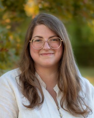 Photo of Leigh Miller, Licensed Professional Counselor, LPC