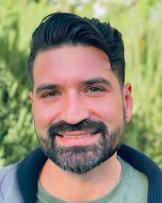 Photo of Emmanuel Santana, Clinical Social Work/Therapist, LCSW
