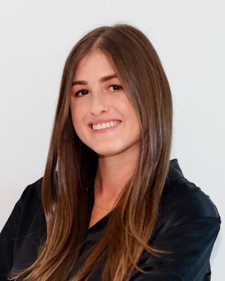 Photo of Julia Fischgrund - Modern Therapy Group, Pre-Licensed Professional, MA