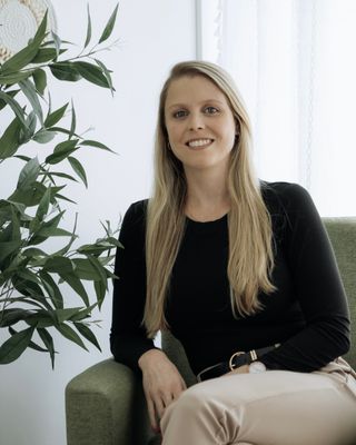 Photo of Brenda Bowers, Registered Psychotherapist (Qualifying), BA, MACP, CRPO, CCPA