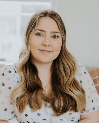 Photo of Lauren Marvon, Pre-Licensed Professional, MA, LAPC