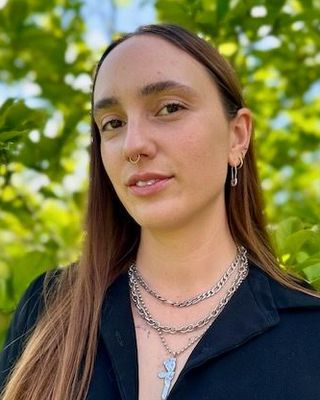 Photo of Dr. Rayne Palombit, Psychologist, PsyD
