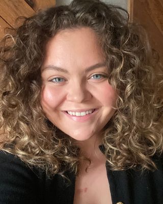 Photo of Ashlyn Williams, Licensed Professional Clinical Counselor