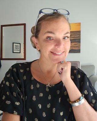 Photo of Elizabeth Manchester Murphy - Elizabeth Murphy LLC & Positive Waves Counseling, Licensed Professional Counselor, LMHC, ACAS, LSP