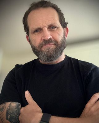 Photo of Lee McCallum, Counsellor, MBACP