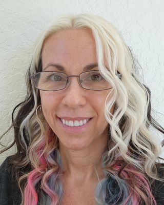 Photo of Heather Bering, LMHC, Licensed Professional Counselor