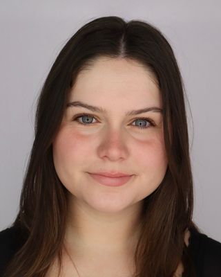 Photo of Emma Shelton, Pre-Licensed Professional