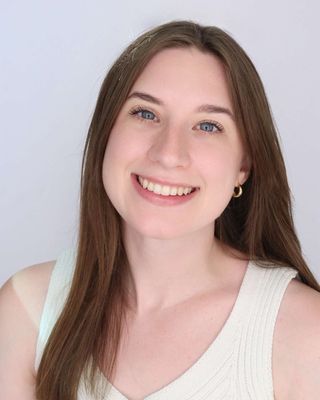 Photo of Gabby Drong, Psychologist, PhD