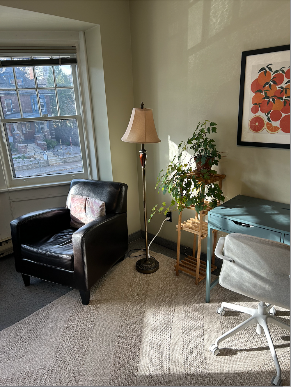 Office space for in-person sessions near Yonge & St. Clair, Toronto
