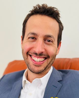 Photo of Nattan Hollander, Marriage & Family Therapist, LMFT