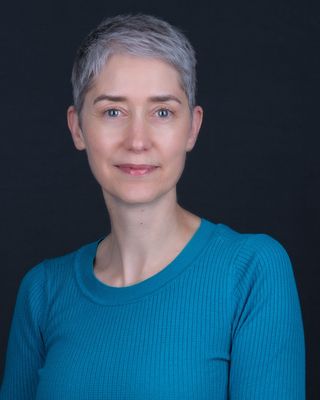 Photo of Allison Young, Registered Psychotherapist, MACP, RSMT