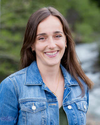 Photo of Sara Pixton, Licensed Social Worker, MSW, LSW
