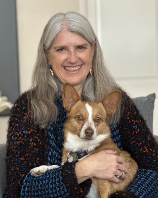 Photo of Julie Mack, Psychologist, PhD, PC