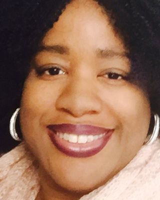 Photo of Nichole Holmes, Pre-Licensed Professional in Avondale, AZ