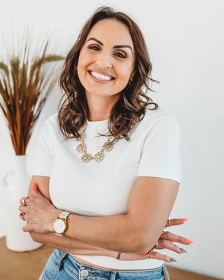 Photo of Maria Viviana (Guerrero) Higbee, Marriage & Family Therapist, LMFT