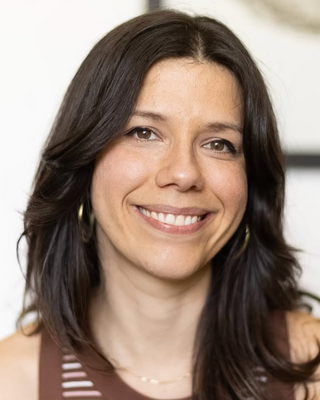 Photo of Ali Casanova, Clinical Social Work/Therapist, LMSW