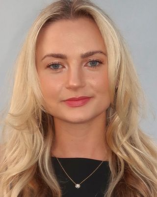 Photo of Alexandra Pullen, Marriage & Family Therapist, MA, LMFT