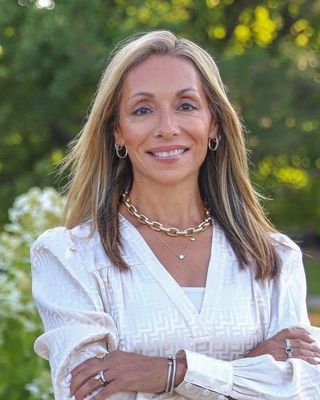 Photo of Fran Tierney, Counselor, MA, LCPC
